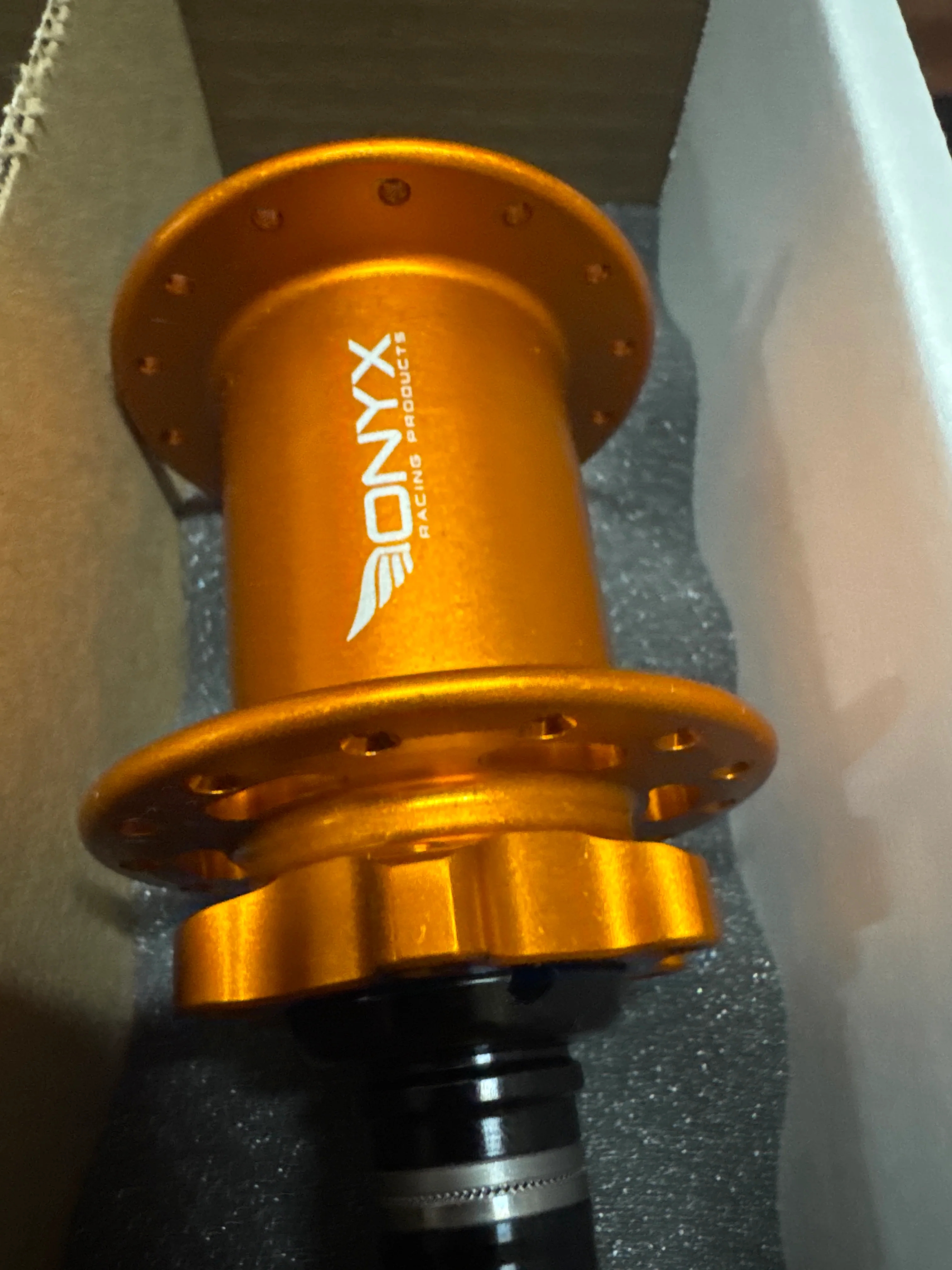 Onyx Hubs Cotm Matte Orange - Image 3