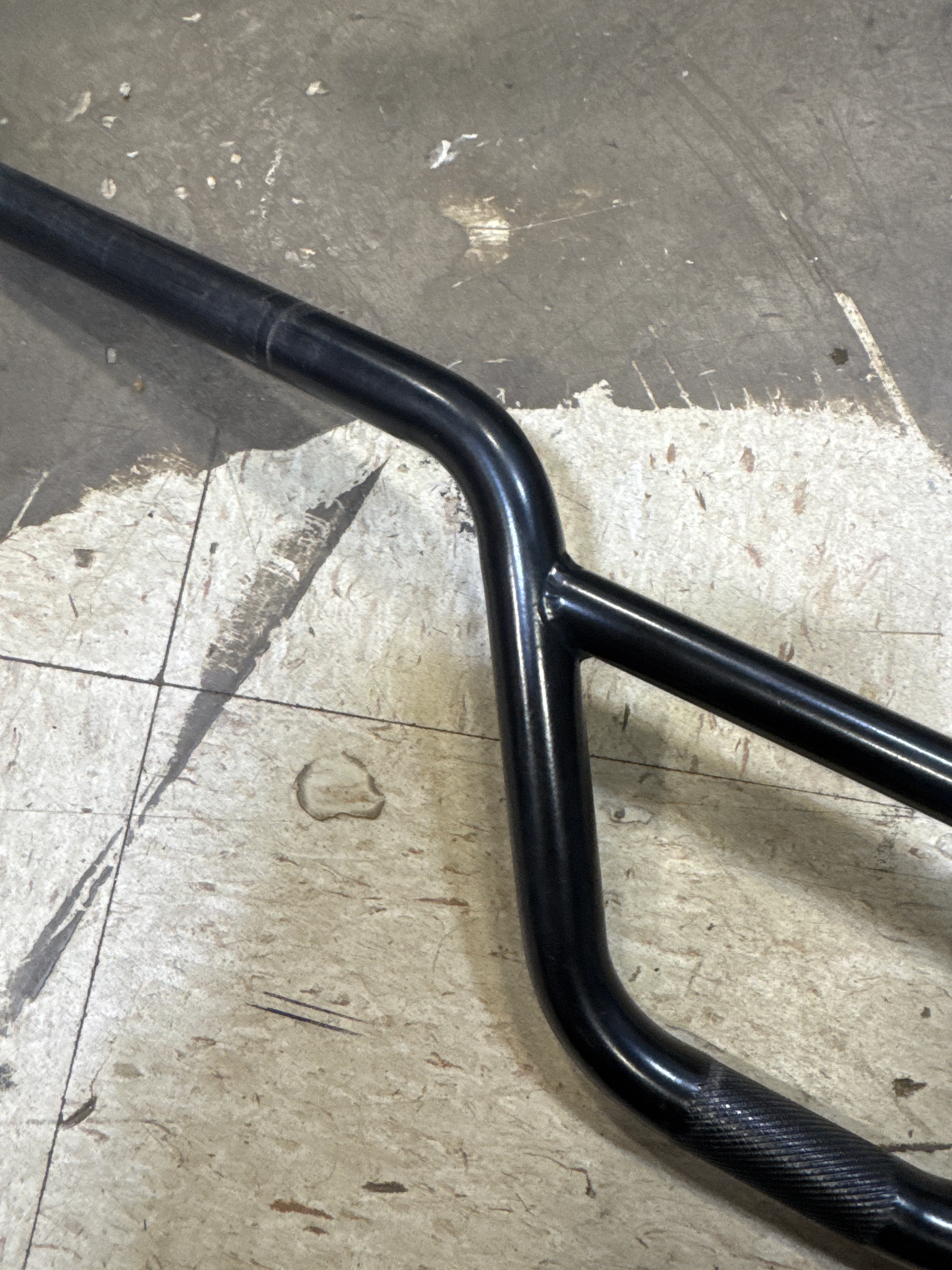 s&m 5.75x27 black cruiser bar