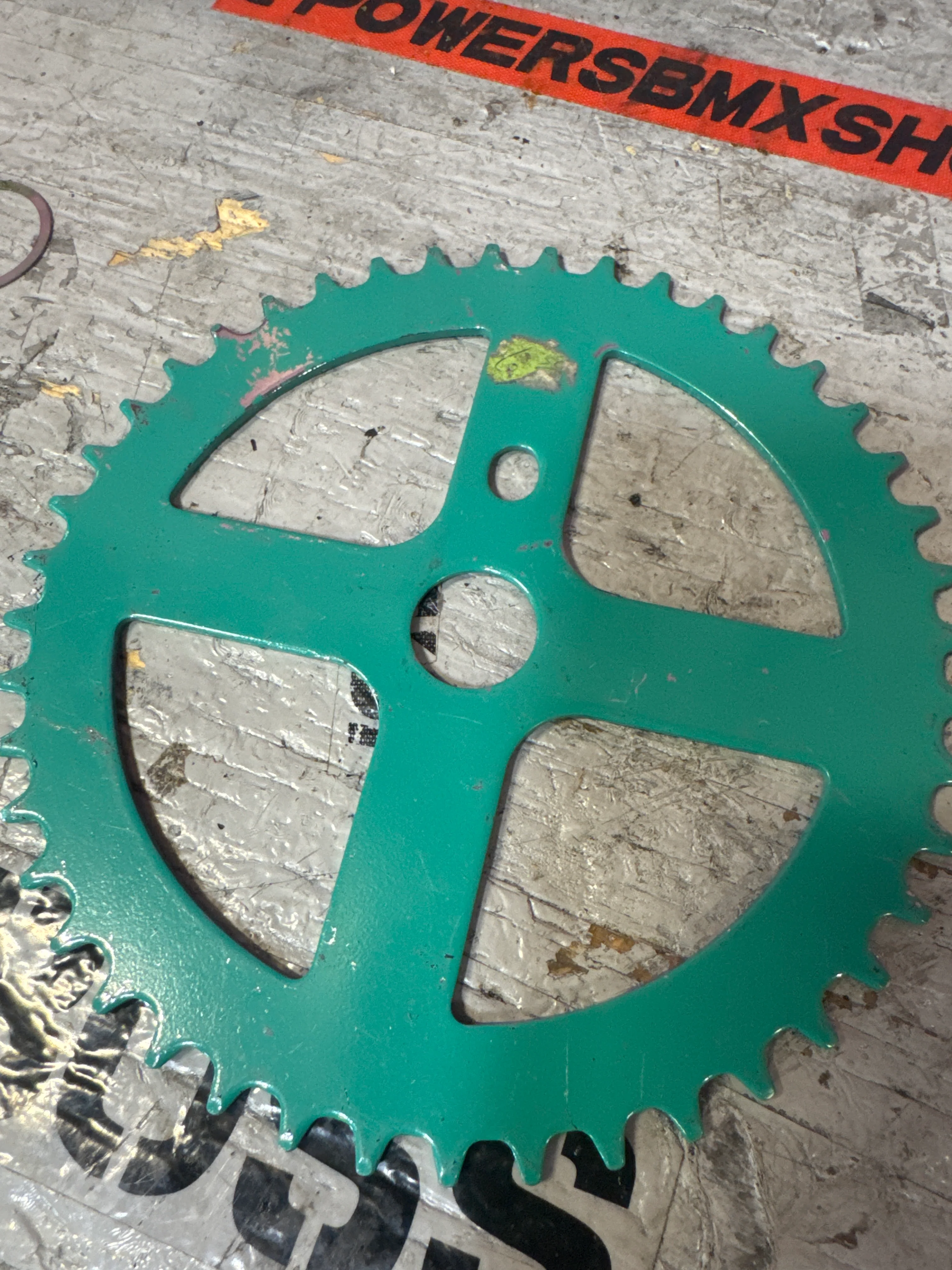 Sugino style 44t sprocket teal