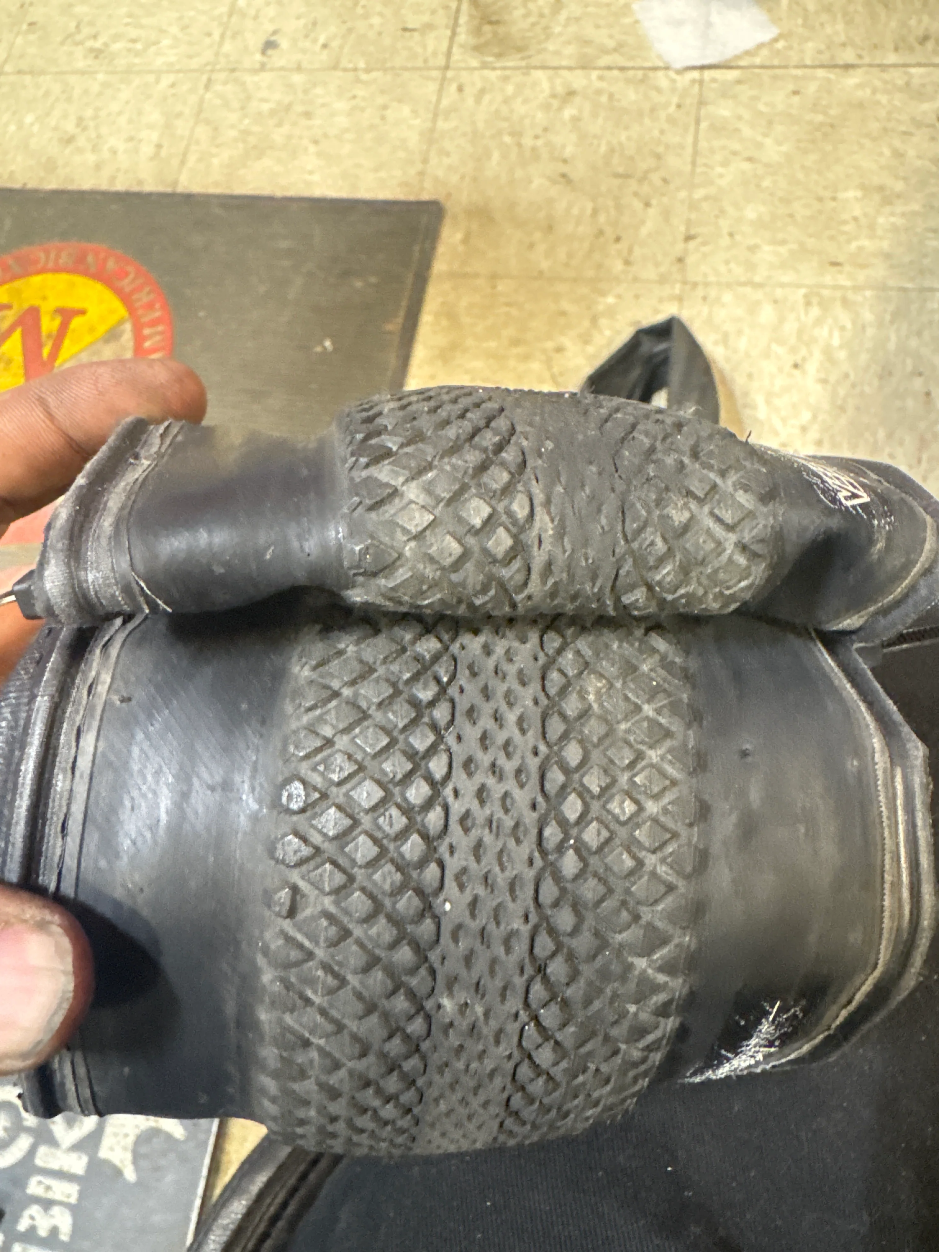vee rubber speedster 26x1.95 folding - Image 2